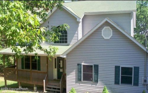 906 Tamaqua Dr, East Stroudsburg, PA, 18302-8682 | Card Image