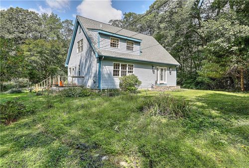 16 Salisbury St, Rehoboth, MA, 02769-1326 | Card Image
