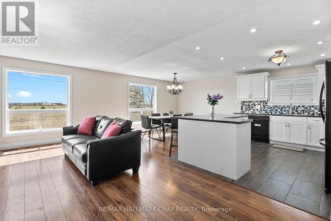1620 County 21 Road, House other with 5 bedrooms, 2 bathrooms and 10 parking in Cavan Monaghan (Cavan Twp) ON | Image 6