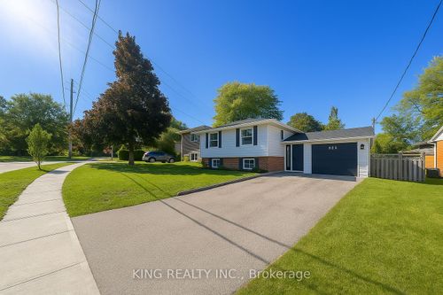 290 Lincoln Rd, Waterloo, ON, N2J2P5 | Card Image