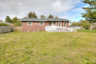 210 W Newell Avenue, House other with 4 bedrooms, 2 bathrooms and 2 parking in Westport WA | Image 2