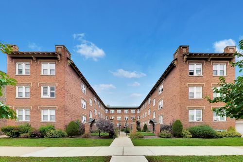 9b-4822 W Hutchinson St, Chicago, IL, 60641-1614 | Card Image