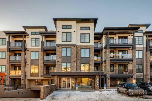 2215-2117 81 St Sw, Calgary, AB, T3H6H5 | Card Image