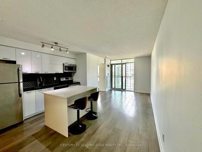 1626 - 38 Joe Shuster Way, Condo with 2 bedrooms, 1 bathrooms and 1 parking in Toronto ON | Image 1