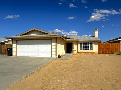 400 Vista St, Ridgecrest, CA, 93555-6405 | Card Image
