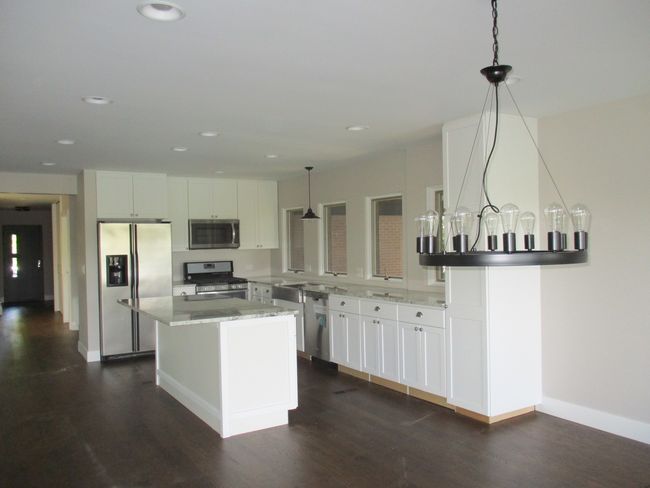 27094 W Lakeview Dr S, House other with 4 bedrooms, 4 bathrooms and 2 parking in Lake Barrington IL | Image 7