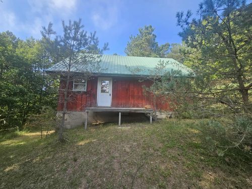 928 Pilgrim Hwy, Frankfort, MI, 49635-8303 | Card Image