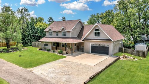 402 Lincoln St, Seatonville, IL, 61359-1050 | Card Image