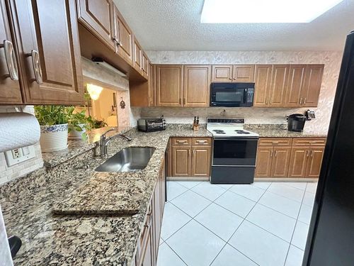 314-4725 Lucerne Lakes Blvd, Lake Worth, FL, 33467 | Card Image