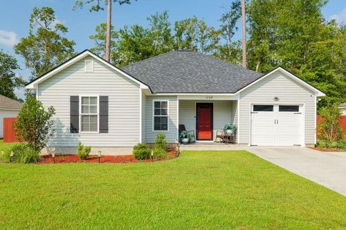 1739 Eli Pl, Valdosta, GA, 31602-7030 | Card Image