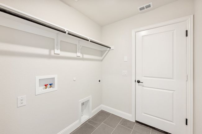 11916 Serval St, House other with 4 bedrooms, 3 bathrooms and null parking in Godley TX | Image 19