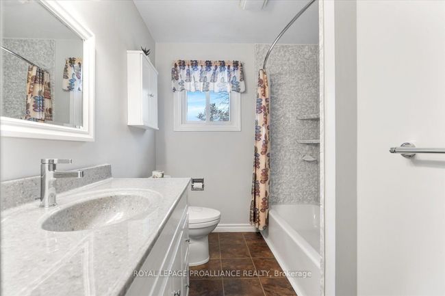 197 Chatterton Valley Cres, House other with 3 bedrooms, 2 bathrooms and 6 parking in Foxboro ON | Image 21