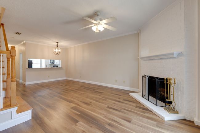APT-6 - 234 Samuel Blvd, Condo with 2 bedrooms, 2 bathrooms and null parking in Coppell TX | Image 11