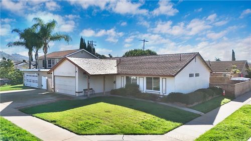 4422 E Silverleaf Avenue, Orange, CA, 92869 | Card Image