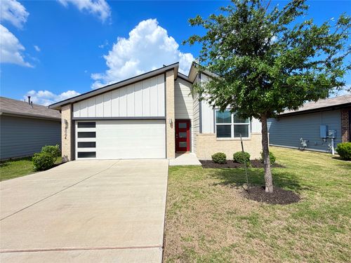 8004 City Top Blvd, Austin, TX, 78724-4818 | Card Image