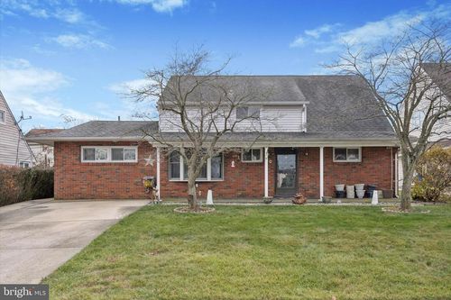 30 Whitewood Dr, LEVITTOWN, PA, 19057-3229 | Card Image