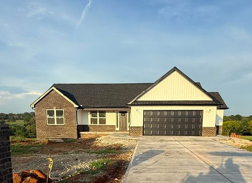 61 Lone Oak Dr, Somerset, KY, 42503-3713 | Card Image