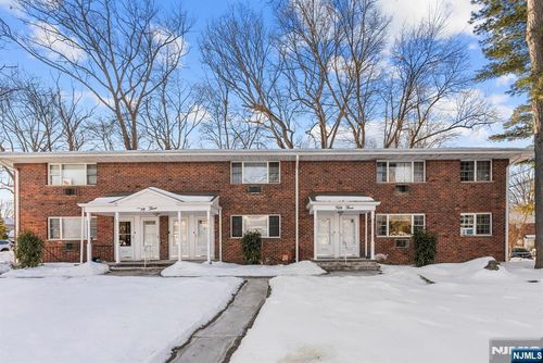 5306 Christopher St, Ramsey, NJ, 07446-1931 | Card Image