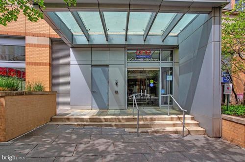 203-6506 America Blvd, HYATTSVILLE, MD, 20782-2093 | Card Image