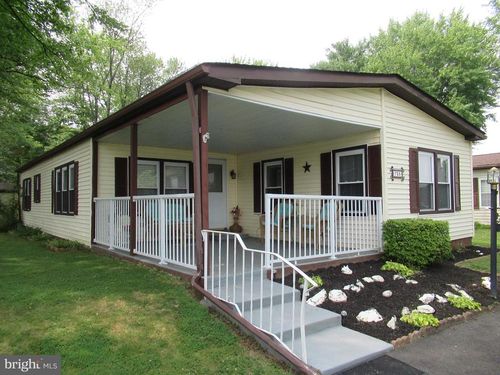 739 Dogwood Dr, NORTH WALES, PA, 19454-4323 | Card Image
