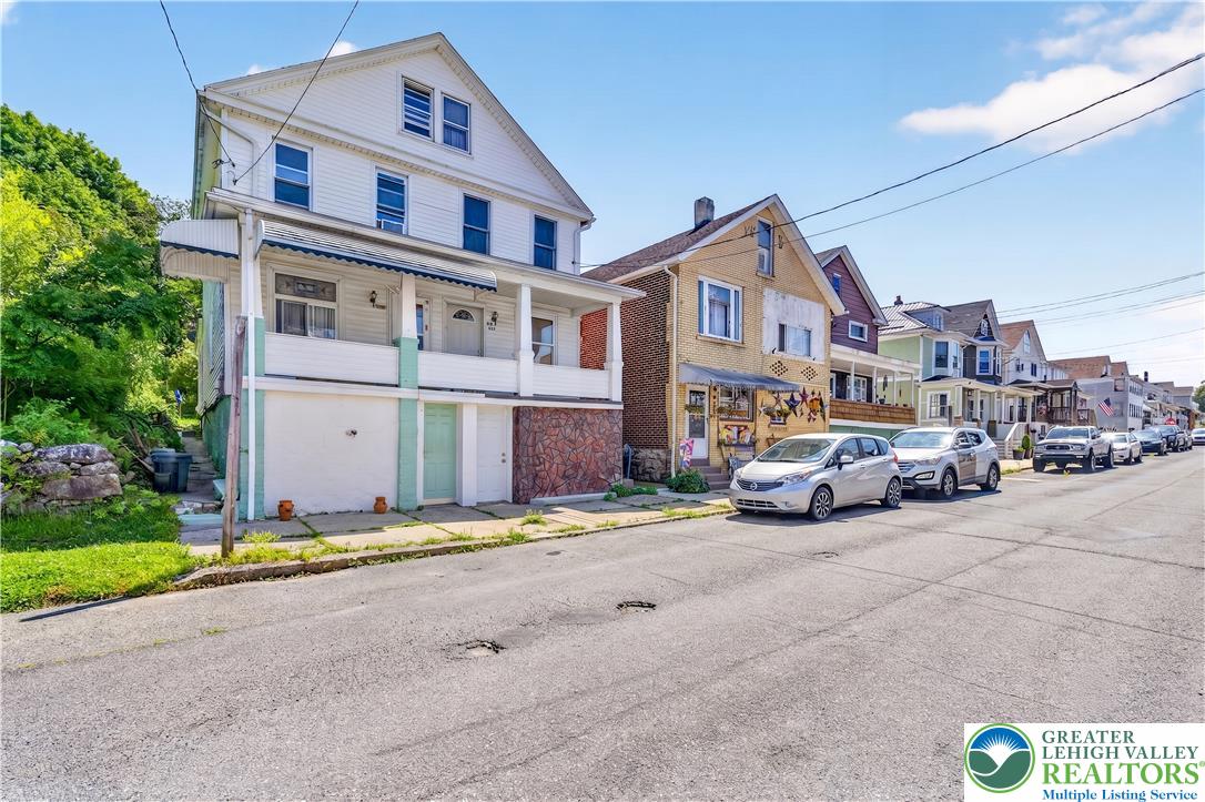 Residential in Summit Hill Boro 4