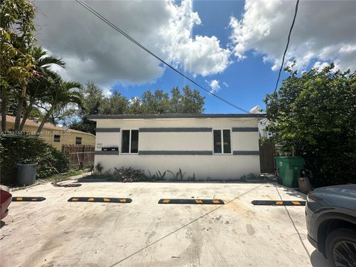 7003-7003 Nw 6th Ave, Miami, FL, 33150-3803 | Card Image