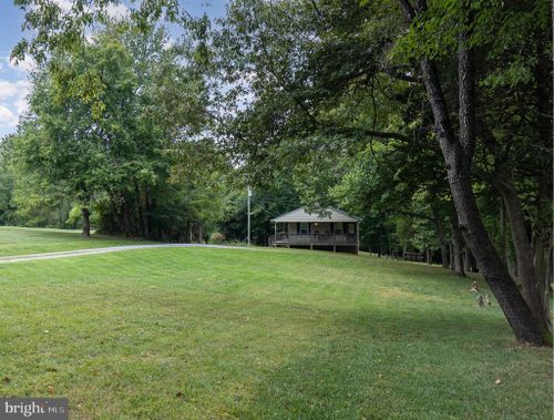 250 Willis Ford Ln, ROCHELLE, VA, 22738-4017 | Card Image