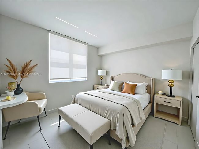 APT-802 - 5085 Nw 7 Th St, Home with 2 bedrooms, 2 bathrooms and null parking in Miami FL | Image 8