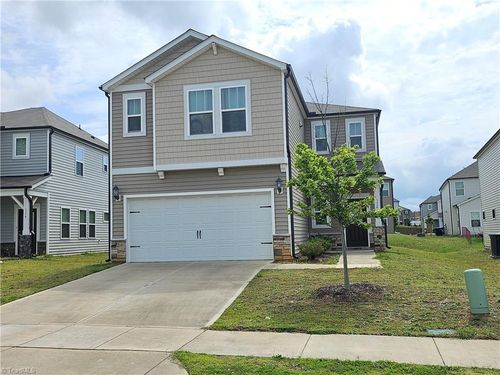 112 Wilbur Lake Dr, Fuquay Varina, NC, 27526-3228 | Card Image