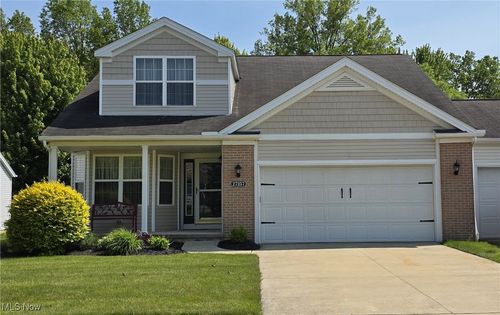 27257 Emerald Oval S, Olmsted Twp, OH, 44138-4205 | Card Image