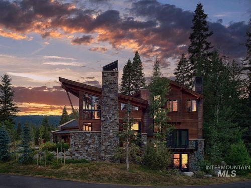 16 Steelhead Ct, Donnelly, ID, 83615 | Card Image