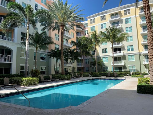 PH15 - 802 W Windward Way, Condo with 3 bedrooms, 2 bathrooms and null parking in Lantana FL | Image 8