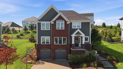 1018 Colony Dr, Collier Twp, PA, 15205 | Card Image