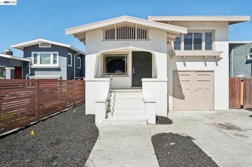5775 Adeline St, Oakland, CA, 94608-2815 | Card Image