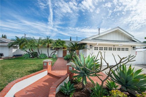 24062 Gemwood Dr, Lake Forest, CA, 92630 | Card Image