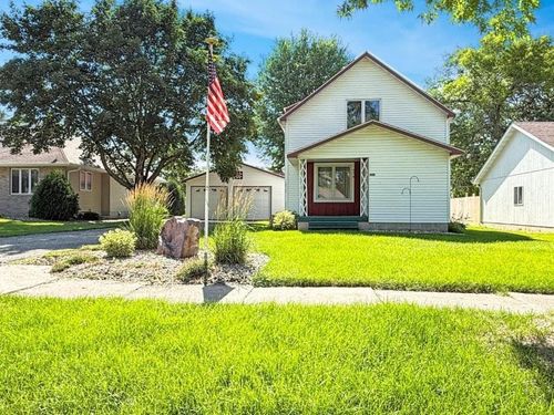 305 N 3rd Ave E, Truman, MN, 56088-1114 | Card Image