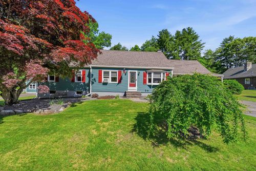 7 Nicholas Rd, Plaistow, NH, 03865-2222 | Card Image