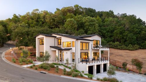 1580 Clear Ridge Dr, Healdsburg, CA, 95448 | Card Image