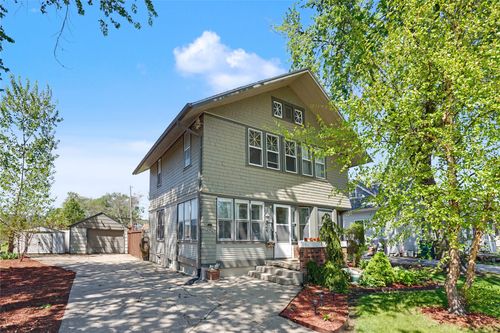 504 4th St, West Des Moines, IA, 50265-4620 | Card Image