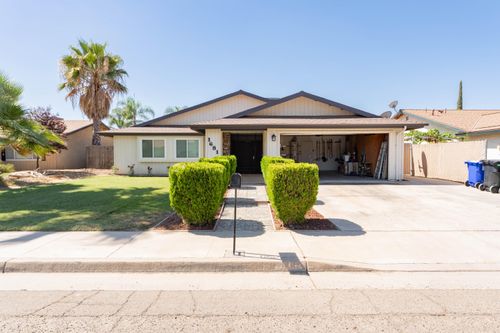 1681 Wall Ln, Porterville, CA, 93257-1346 | Card Image
