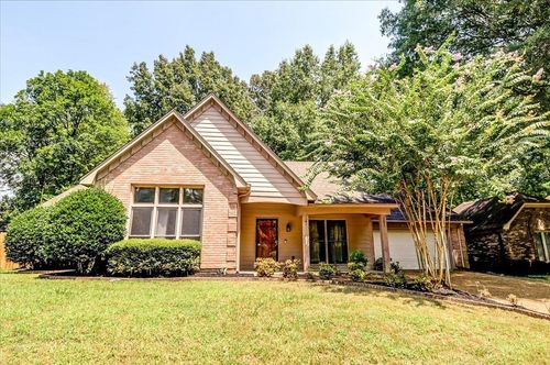 8902 Walnut Ridge Loop, Cordova, TN, 38018-6944 | Card Image