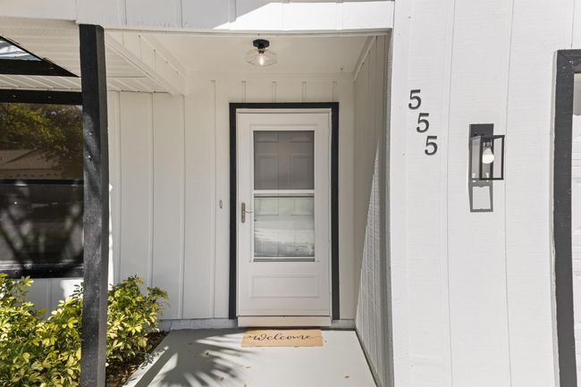 555 Benedictine Ter, House other with 3 bedrooms, 2 bathrooms and null parking in Sebastian FL | Image 4