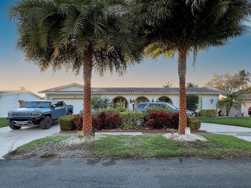 661 Nw 42nd Ave, Coconut Creek, FL, 33066-1631 | Card Image