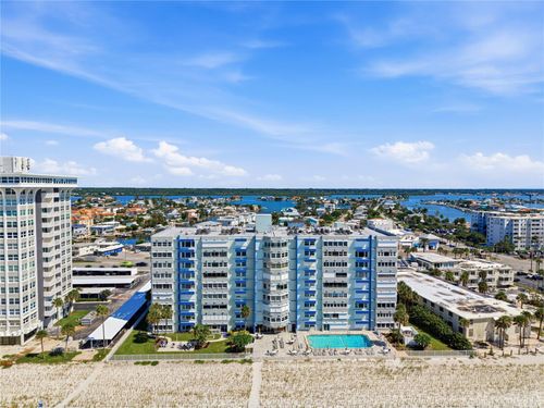 i4-17400 Gulf Blvd, REDINGTON SHORES, FL, 33708-1304 | Card Image