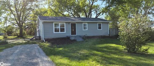 701 N 1st St, Mystic, IA, 52574-8698 | Card Image