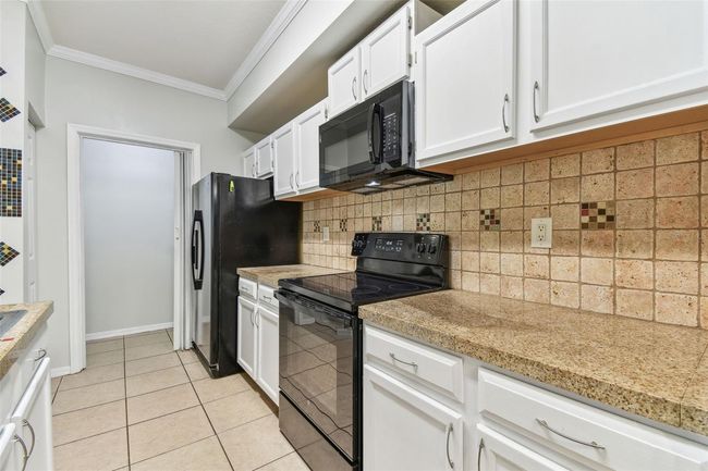 APT-304 - 5606 Pinnacle Heights Cir, Condo with 2 bedrooms, 2 bathrooms and null parking in TAMPA FL | Image 5