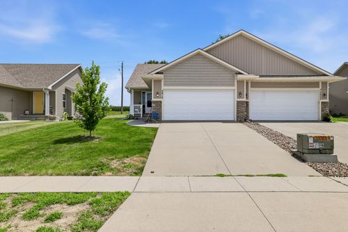 2615 Tracy Ave, Van Meter, IA, 50261-6204 | Card Image