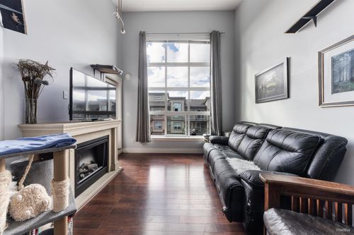 402-30525 Cardinal Ave, Abbotsford, BC, V2T0A8 | Card Image