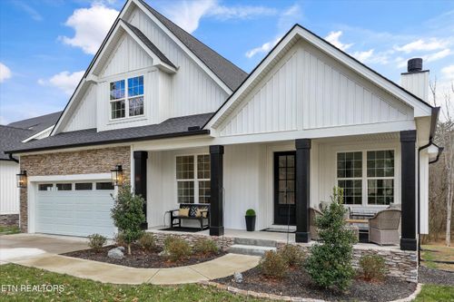310 Oostagala Ln, Loudon, TN, 37774-6904 | Card Image
