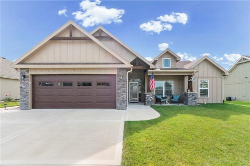 307 Lykins Lane, Cameron, MO, 64429 | Card Image